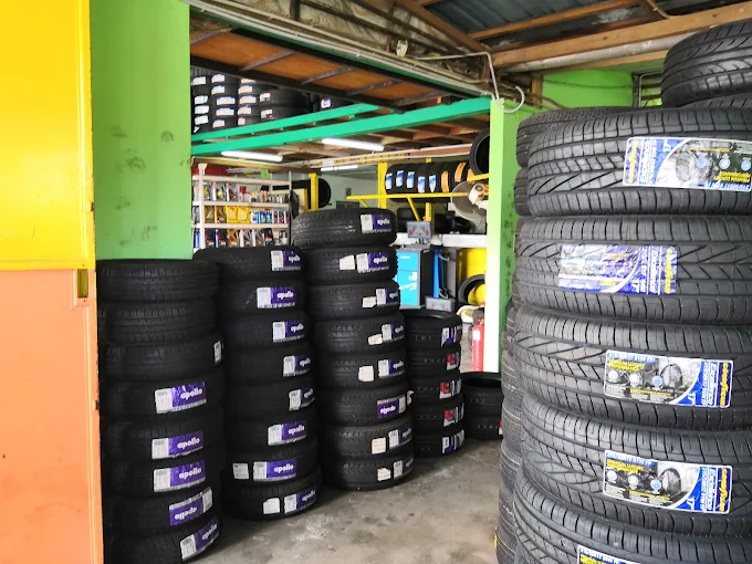 Kedai Tayar Omei 