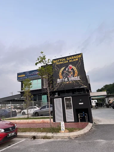 Bottol Garage Puncak Alam